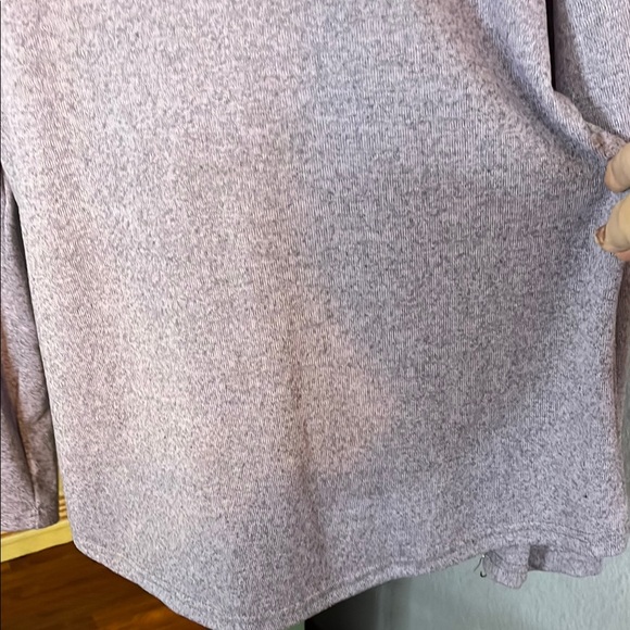 EUC Lavender Sweater Long Sleeve Purple With Back Button Details-Sz XL - Picture 5 of 10